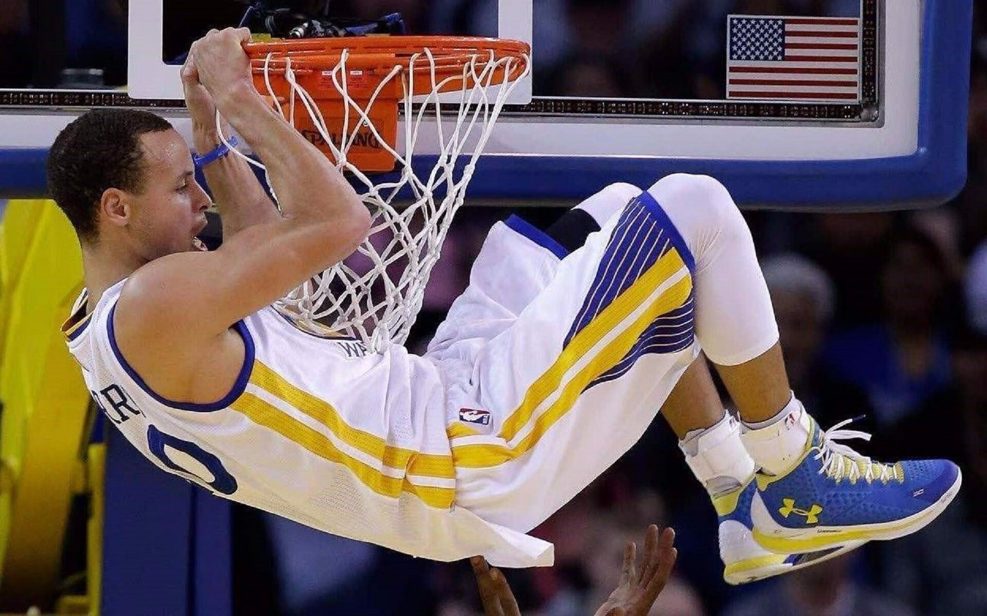 NBA球员合同续约动态，nba球员续约规则